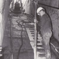 Vodní dílo na Střele u Žlutic - ve výstavbě 1965-1968 | injektáž podloží hráze v období červen 1966 - srpen 1968
