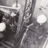 Vodní dílo na Střele u Žlutic - ve výstavbě 1965-1968 | injektáž podloží hráze v období červen 1966 - srpen 1968