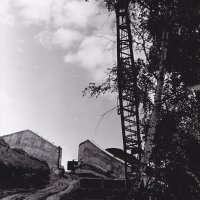 Vodní dílo na Střele u Žlutic - ve výstavbě 1965-1968 | zdi skluzu pod přelivem - červenec 1967