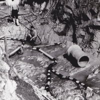 Vodní dílo na Střele u Žlutic - ve výstavbě 1965-1968 | základová spára injekční štoly (blok L1) - březen 1966