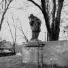 Štědrá - socha sv. Jana Nepomuckého | socha sv. Jana Nepomuckého v roce 1982