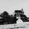 Svatobor - fara | barokní budova fary pod kostelem Nanebevzetí Panny Marie od severovýchodu na historické fotografii ze 40. let 20. století