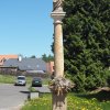 Žlutice - sloup se sochou sv. Alžběty | přední strana obnoveného sloupu - květen 2018