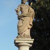 Žlutice - sloup se sochou sv. Alžběty | vrcholová plastika sv. Alžběty Durynské - listopad 2020