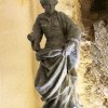 Žlutice - sloup se sochou sv. Alžběty | zdevastovaná vrcholová socha sv. Alžběty v depozitáři žlutického muzea - červen 2015; foto Jan Borecký
