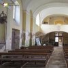 Palič - kostel sv. Anny | interiér lodi obnovovaného kostela sv. Anny v Paliči se zděnou kruchtou nad vstupem - duben 2017