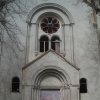 Cheb - kostel Nalezení sv. Kříže | vstup klášterního kostela - duben 2012