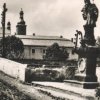 Ostrov - socha sv. Jana Nepomuckého | socha sv. Jana Nepomuckého u mostku před rokem 1945