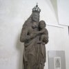 Ostrov - sloup se sochou Panny Marie | originál sochy Panny Marie umístěný v kostele Zvěstování Panny Marie - březen 2010