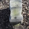 Dlouhá - železný kříž | rozvalený žulový podstavec nad Dlouhou - březen 2017