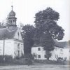 Dlouhá Lomnice (Lang Lammitz) | obecní kaple a usedlost čp. 30 v době před rokem 1968