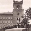 Chyše - zámek | vstupní průčelí zámku na snímku z doby před rokem 1945
