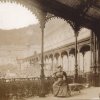 Karlovy Vary - Sadová kolonáda | promenádní veranda na fotografii z počátku 20. století