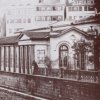 Karlovy Vary - empírová Vřídelní kolonáda | empírová Vřídelní kolonáda na historické fotografii z roku 1870