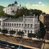 Karlovy Vary - Lázeňský dům (Lázně III) | Lázeňský dům na kolorované pohlednici z počátku 20. století