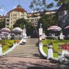 Karlovy Vary - hotel Imperial | průčelí hotelu Imperial na kolorované pohlednici z roku 1944