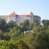 Karlovy Vary - hotel Imperial | hotel Imperial na Helenině výšině od jihu - září 2011