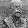 Protivec - busta Tomáše Garrigua Masaryka | nalezená busta po očištění v roce 1990