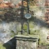 Semtěš - železný kříž | zchátralý železný kříž v Semtěši - duben 2016