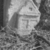 Pšov - socha sv. Floriána | fragment původní vrcholové plastiky na počátku 90. let 20. století