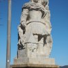 Pšov - socha sv. Floriána | vrcholová socha sv. Floriána - duben 2016