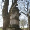 Svinov - socha sv. Jana Nepomuckého | poničená plastika světce - duben 2013
