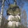 Svinov - socha sv. Jana Nepomuckého | zadní strana sohy světce - duben 2013
