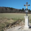 Mirotice - Tschebaský kříž | přední strana obnoveného Tschebaského kříže u Mirotic - březen 2017
