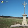 Mirotice - Kauznův kříž | přední jižní pohledová strana obnoveného Kauznova kříže u Mirotic po celkové rekonstrukci - březen 2017