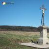 Mirotice - Kauznův kříž | obnovený Kauznův kříž u Mirotic po celkové rekonstrukci od jihozápadu - březen 2017