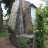 Kolová - pomník obětem 1. světové války | zadní strana pomníku padlým - červenec 2017
