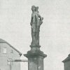 Chodov - socha sv. Šebestiána | plastika na původní místě na křižovatce na východním okraji města roku 1927