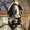 Chodov - sloup se sochou Panny Marie | vrcholová socha Panny Marie - leden 2014