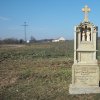 Semtěš - Schimonův kříž | přední strana obnoveného Schimonova kříže u Semtěše po celkové rekonstrukci - březen 2016