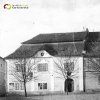 Žlutice - panský dům | úřední dům čp. 1 a radnice čp. 144 na náměstí ve Žluticích na historické fotografii z doby kolem roku 1900