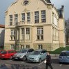 Cheb - Kreuzingerova lidová knihovna | západní průčelí budovy po rekonstrukci - duben 2016