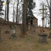 Skoky - hřbitovní kříž | zchátralý hřbitovní kříž na opuštěném hřbitově v zaniklé vsi Skoky (Maristock) - březen 2016