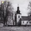Verušice - kostel sv. Mikuláše | zchátralý hřbitovní kostel sv. Mikuláše u Verušic od jihu na fotografii z 60. let 20. století