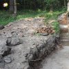 Pomezná - tvrz | pozůstatky chléva v sousední hospodářské budově odkryté archeologickým výzkumem - září 2016