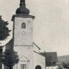 Prameny - kostel sv. Linharta | vstupní západní průčelí farního kostela sv. Linharta na fotografii z doby kolem roku 1930