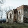Víska - kostel sv. Petra a Pavla | zříceniny vyhořelého kostela sv. Petra a Pavla na hřbitově nad osadou Víska v době kolem roku 2000