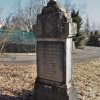 Hoštěc - pomník obětem 1. světové války | zadní strana pomníku - březen 2018