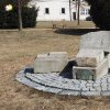 Teplá - pomník obětem 1. světové války | uspořádané fragmenty demolovaného pomníku obětem 1. světové války v parku u farního kostela v Teplé - březen 2018