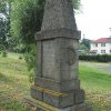 Kladruby - pomník obětem 1. světové války | zchátralý pomník padlým - červenec 2018