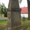Kladruby - pomník obětem 1. světové války | zchátralý pomník - červenec 2018