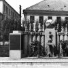 Abertamy - pomník obětem 1. světové války | pomník obětem 1. světové války na náměstí v Abertamech po úpravě v době okupace v roce 1939