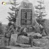 Ryžovna - pomník obětem 1. světové války | pomník obětem 1. světové války v Ryžovně na historickém snímku z doby před rokem 1945