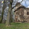Verušičky - kaple Nejsvětější Trojice | zdevastovaná kaple Nejsvětější Trojice od jihozápadu - duben 2014
