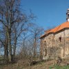 Verušičky - kaple Nejsvětější Trojice | nově zastřešená kaple Nejsvětější Trojice ve Verušičkách od jihovýchodu - březen 2017