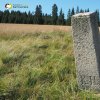 Háje - Hahnův kříž | žulový podstavec Hahnova kříže v místech zaniklé osady Háje (Zwittermühl) - červenec 2021